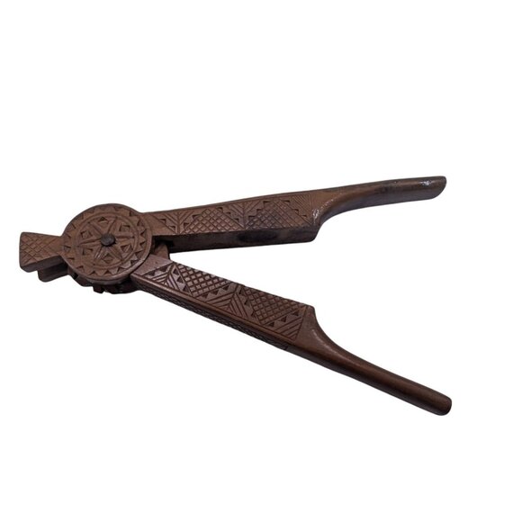 Yugoslavia Nutcracker Vintage ornate hand carved wooden geometric folk art - Picture 11 of 13